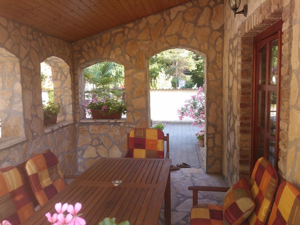 Mediterran Apartmanhaz Szántód 外观 照片