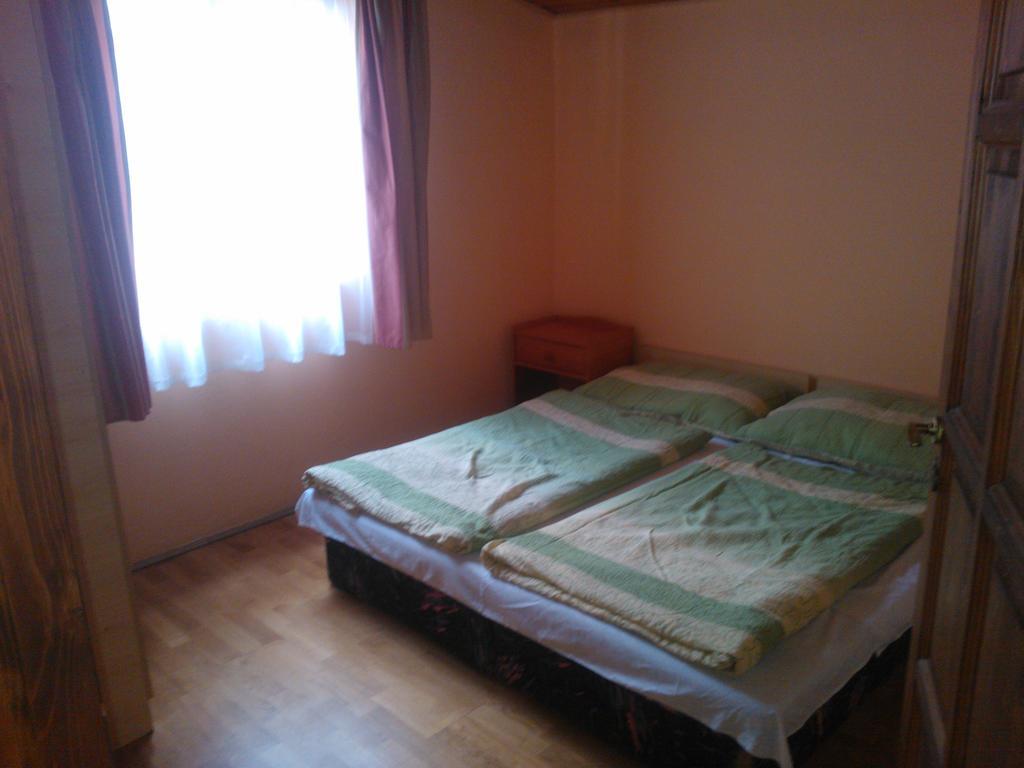 Mediterran Apartmanhaz Szántód 外观 照片