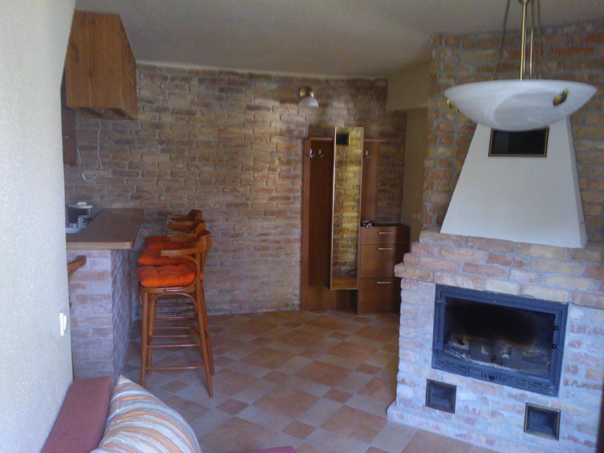 Mediterran Apartmanhaz Szántód 客房 照片
