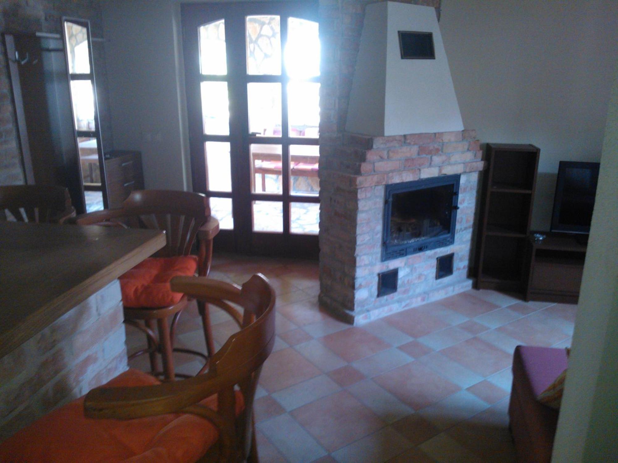 Mediterran Apartmanhaz Szántód 客房 照片