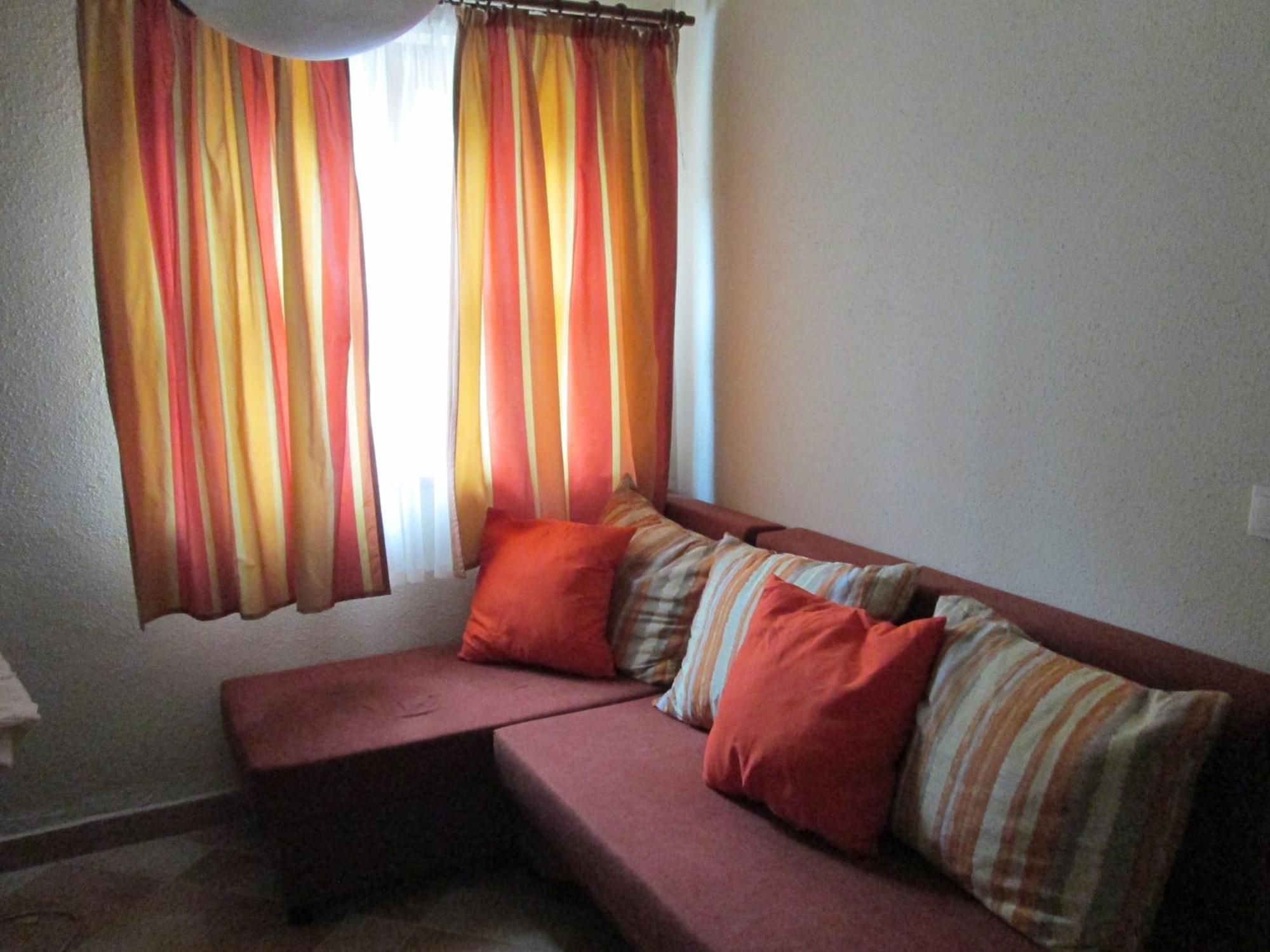 Mediterran Apartmanhaz Szántód 客房 照片
