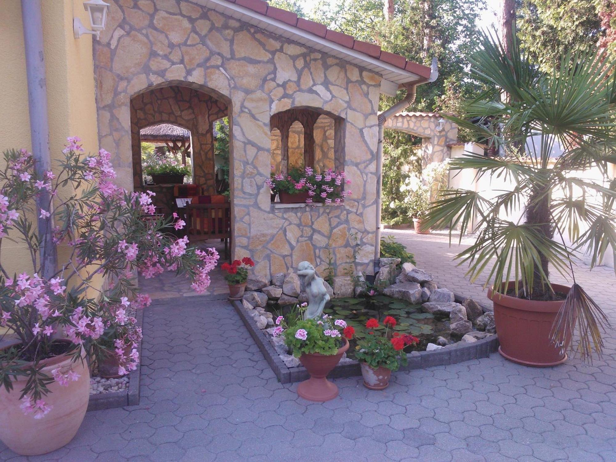 Mediterran Apartmanhaz Szántód 客房 照片